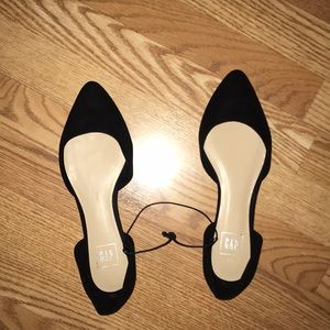 Gap black flats